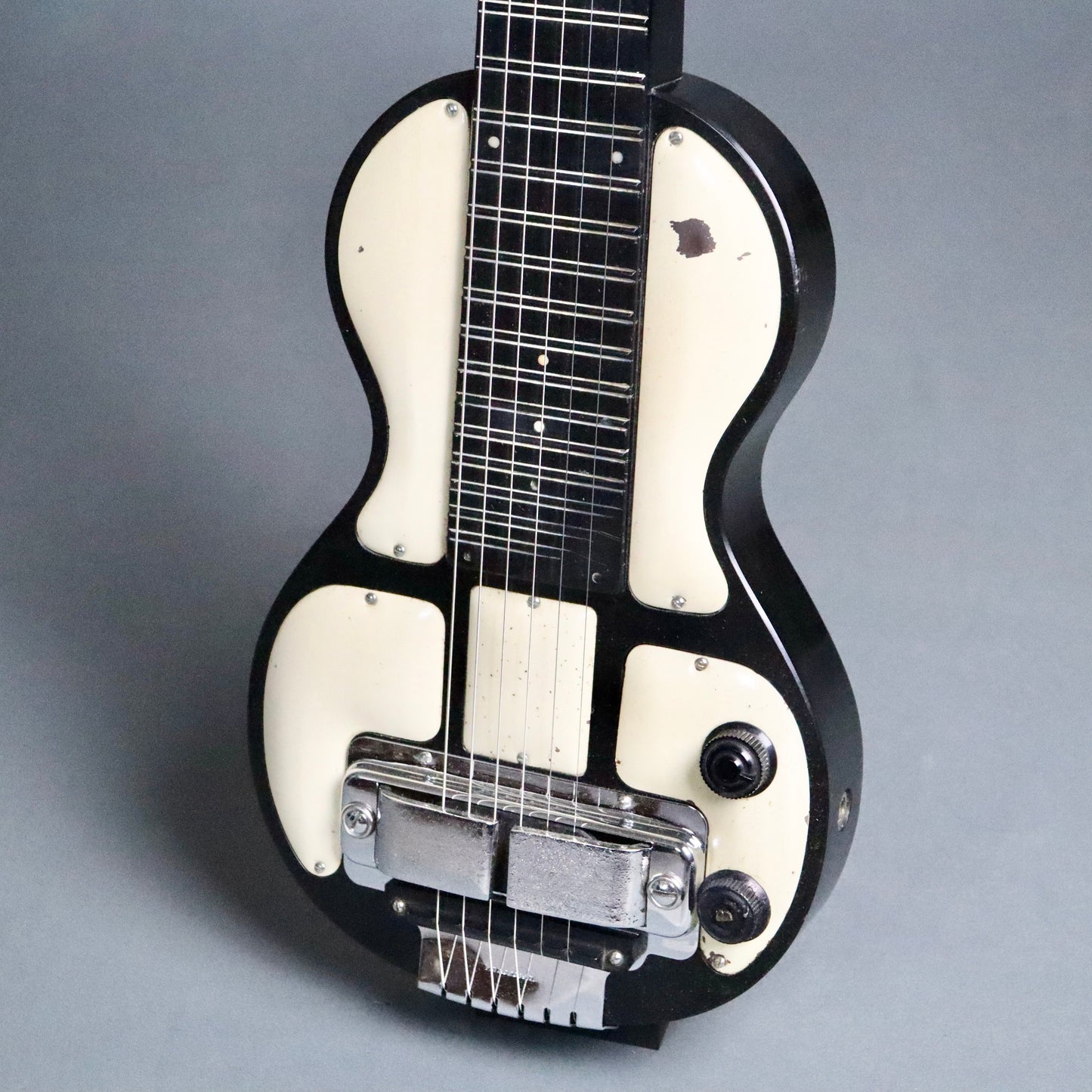1940s Rickenbacker B6 Hawaiian Lap Steel Guitar B-6 Panda Bakelite Lapsteel