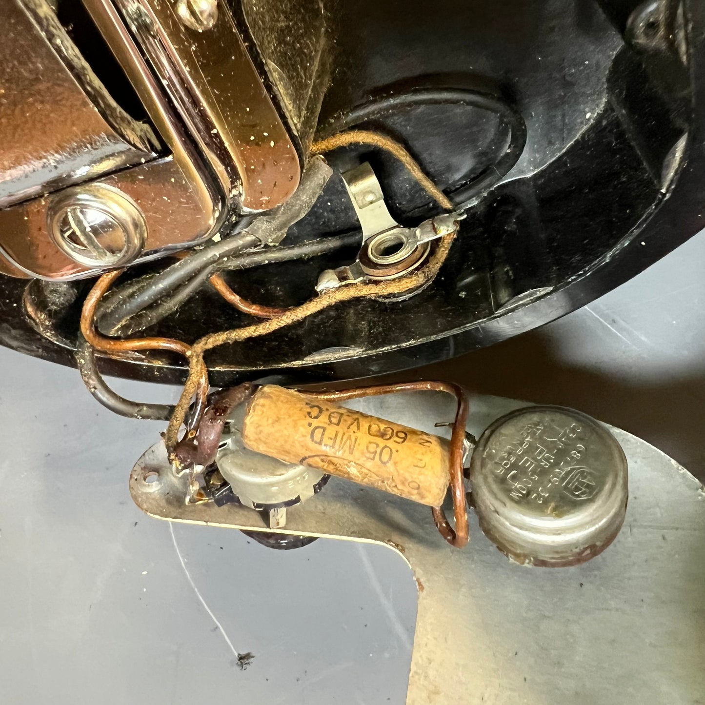 1940s Rickenbacker B6 Hawaiian Lap Steel Guitar B-6 Panda Bakelite Lapsteel