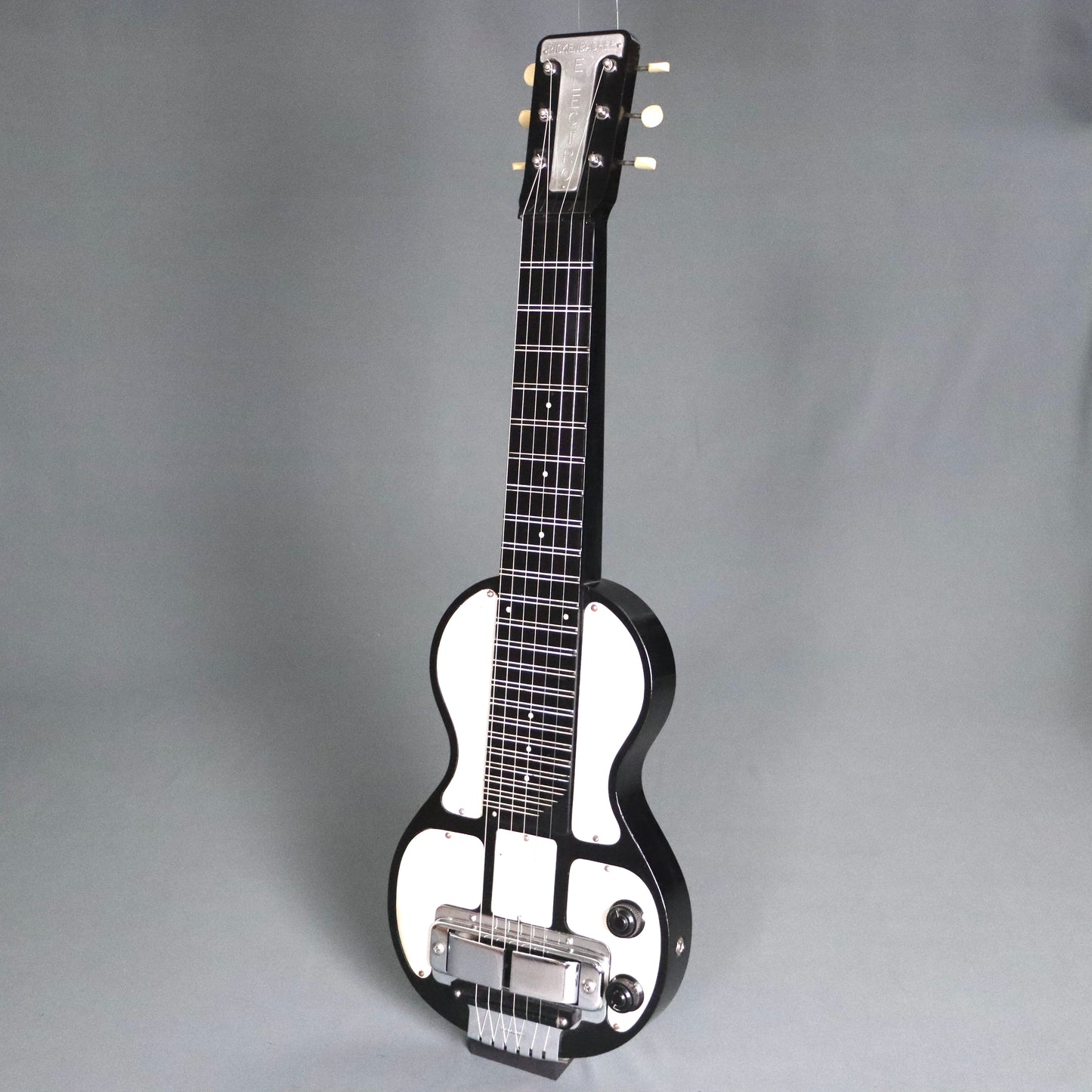 Mid 1940s Rickenbacher B-6 Bakelite Panda Hawaiian Lap Steel Guitar B6 Lapsteel Rickenbacker