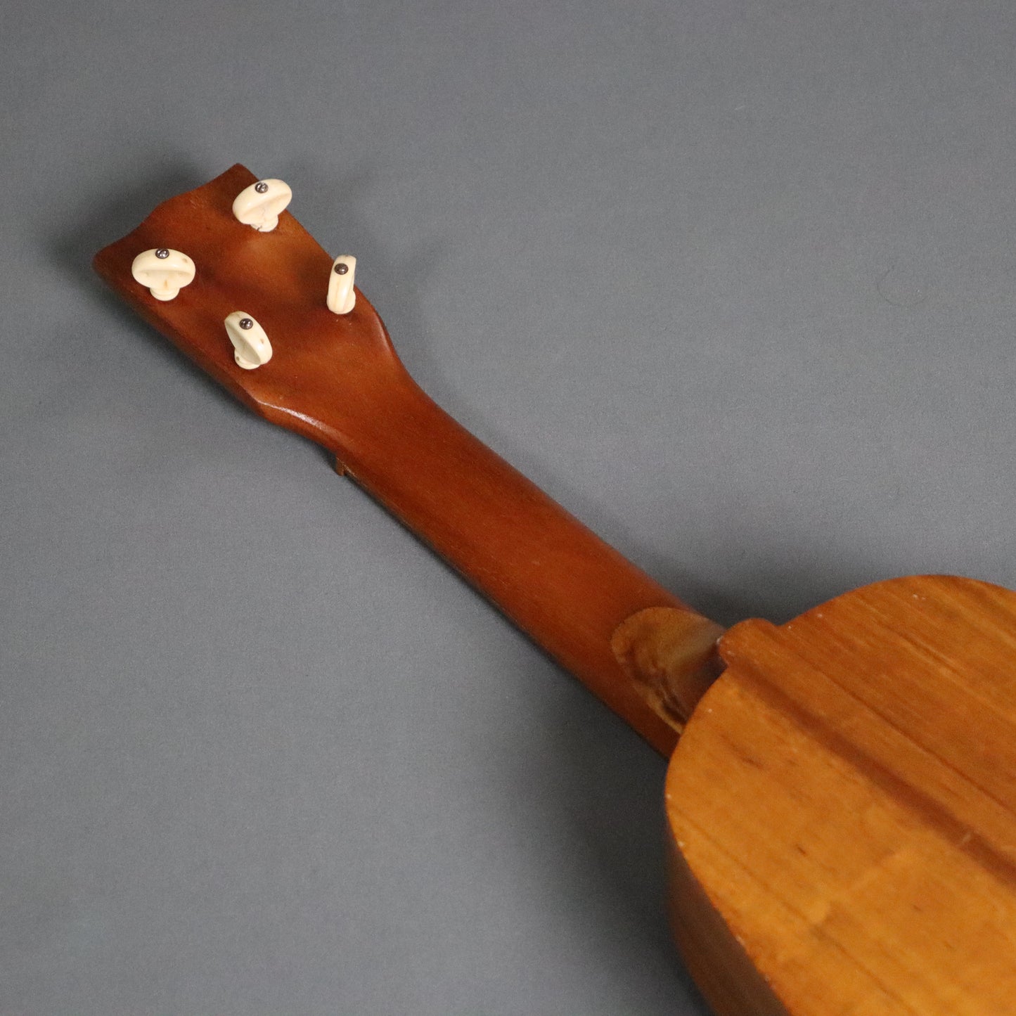 Kamaka Pineapple White Label Ukulele