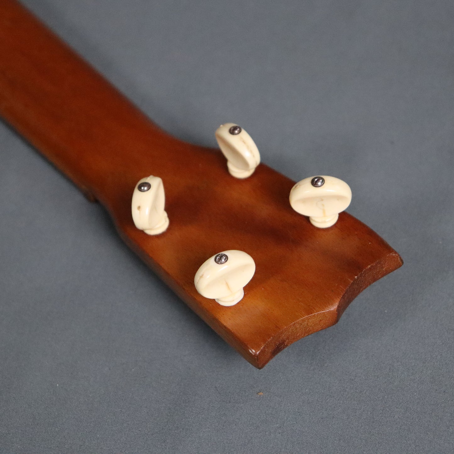 Kamaka Pineapple White Label Ukulele