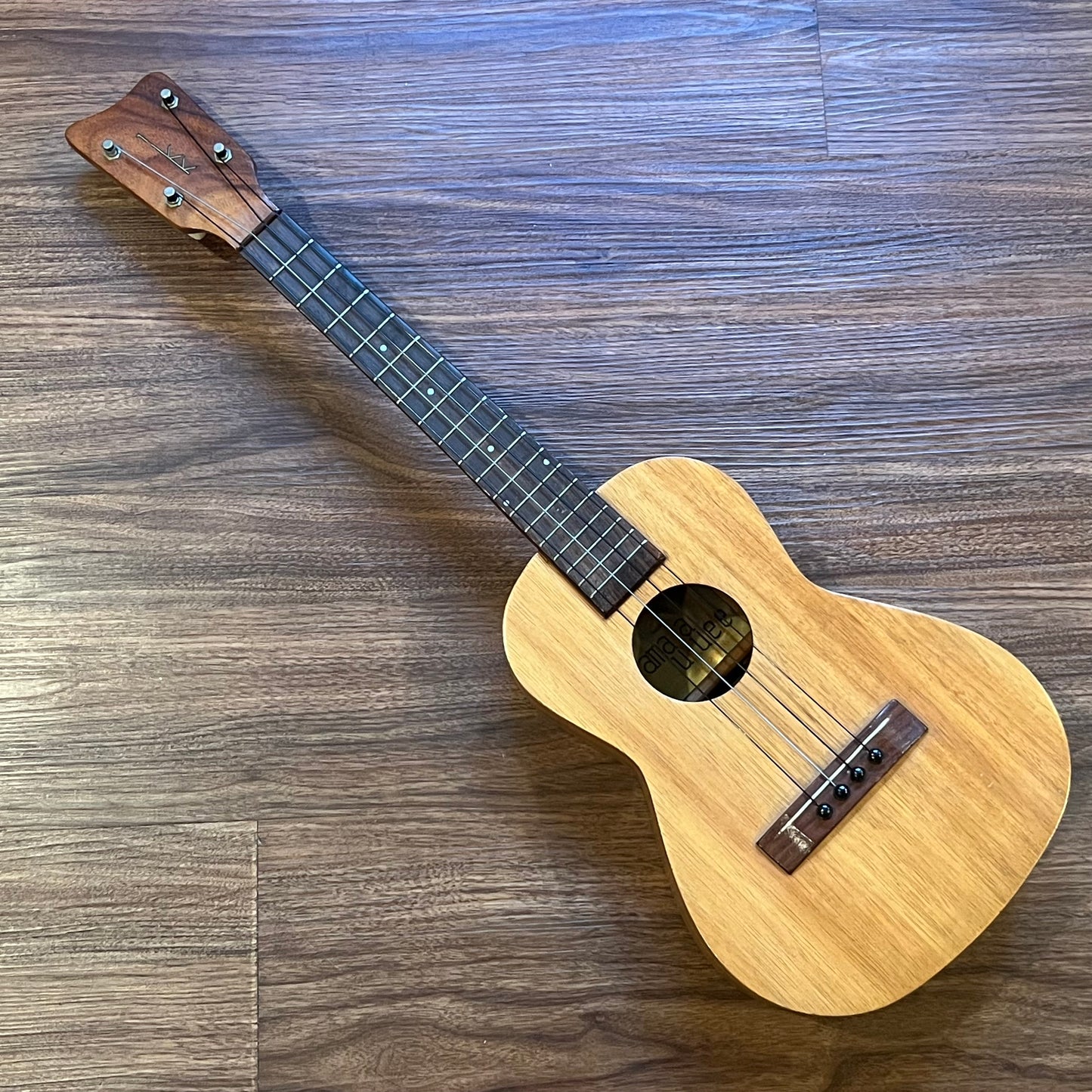 CLEAN 1950's Kamaka Gold Label SAIL HEADSTOCK Tenor Ukulele Professional Uke