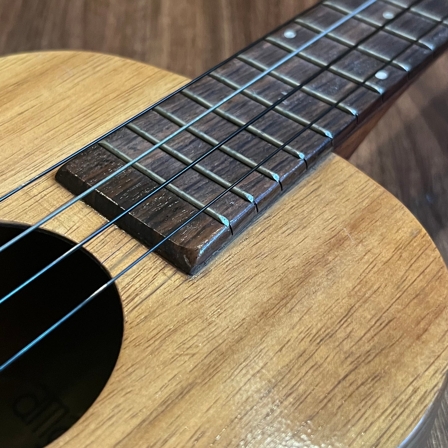 CLEAN 1950's Kamaka Gold Label SAIL HEADSTOCK Tenor Ukulele Professional Uke